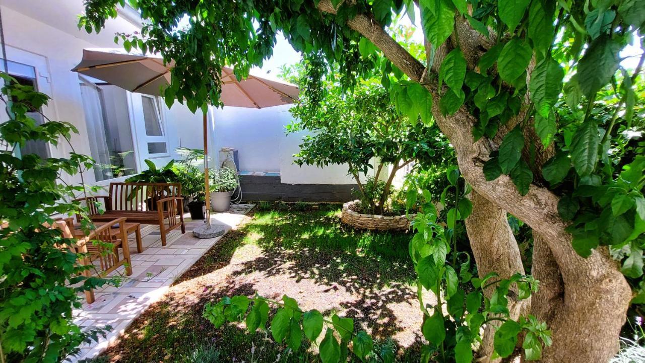 Holiday Home Zora - Family Vacation House Near Protected Area Of The Nature Park Kamenjak, With Green Yard, Wifi, Air-Con Premantura Eksteriør billede